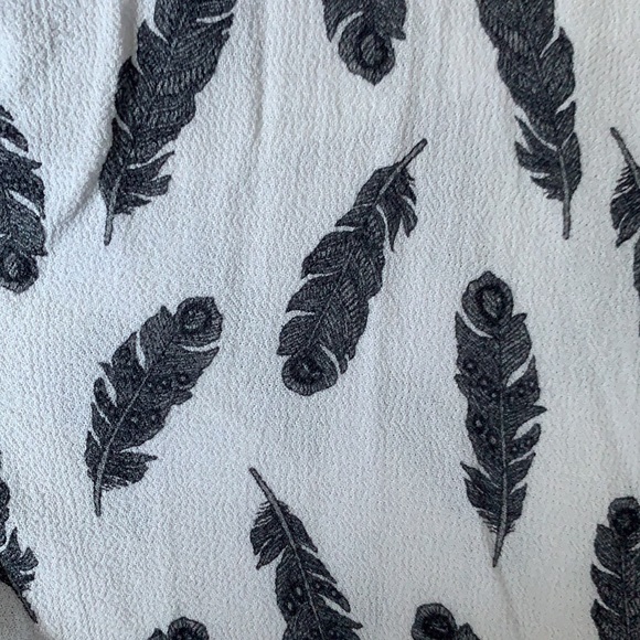 H&M midi feather skirt - Picture 2 of 4